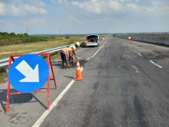 Menteri PUPR Targetkan Perbaikan Jalan Tol Lampung-Sumatera Selesai April 2022
